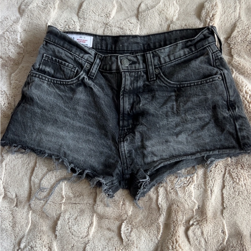 GAP Beach Short Low Rise| Size 26, 2in inseem